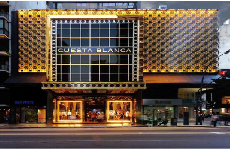 邵原门头设计与商业空间的纽带。